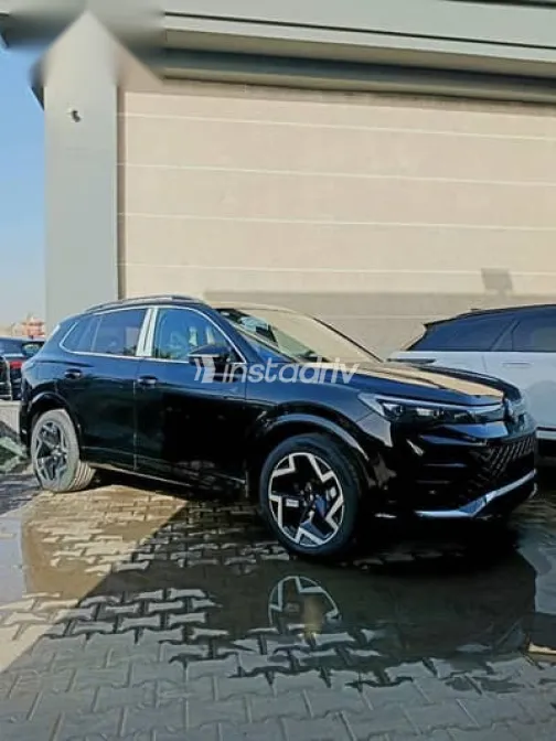 فولكس فاغن تيجون 2026 أسود جديدة للبيع - 1