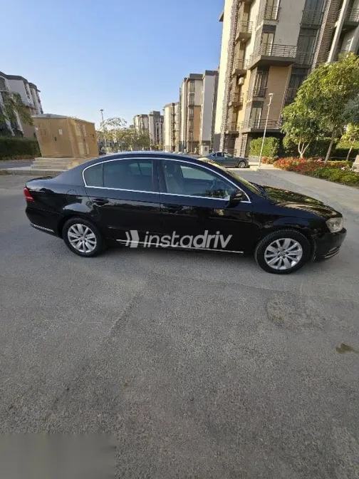 فولكس فاغن باسات 2012 أسود مستعملة للبيع - 3