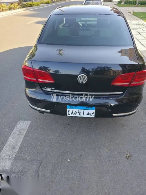 فولكس فاغن باسات 2012 أسود مستعملة للبيع - 5