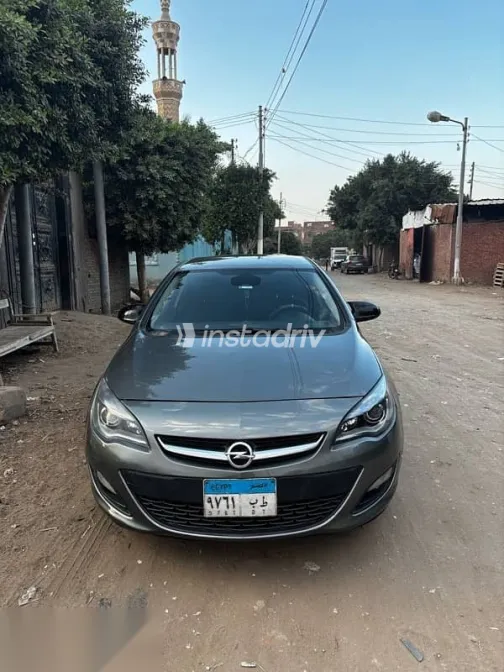 Opel Astra 2017 Silver Used for Sale - 4