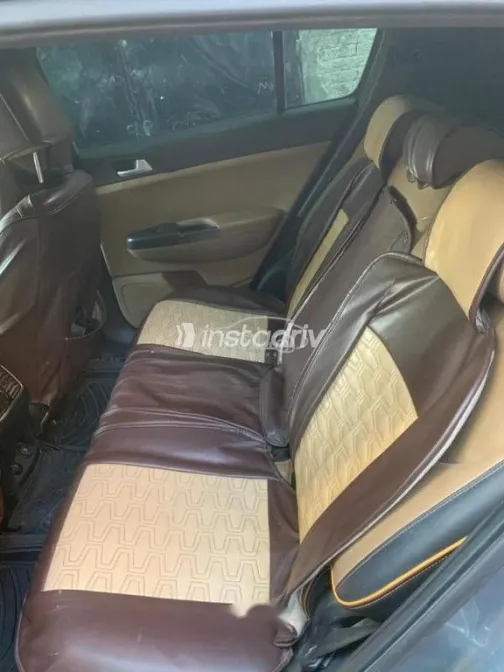 كيا سبورتاج 2022 أبيض مستعملة للبيع - 5