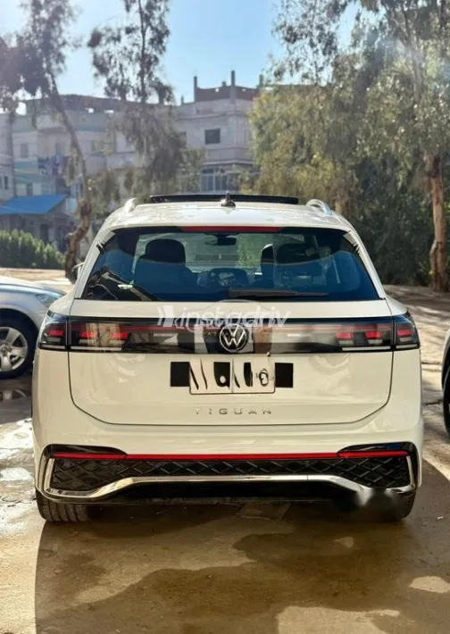 فولكس فاغن تيجون 2024 أبيض مستعملة للبيع - 4