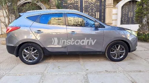 هيونداي IX 35 2015 رمادي مستعملة للبيع - 5