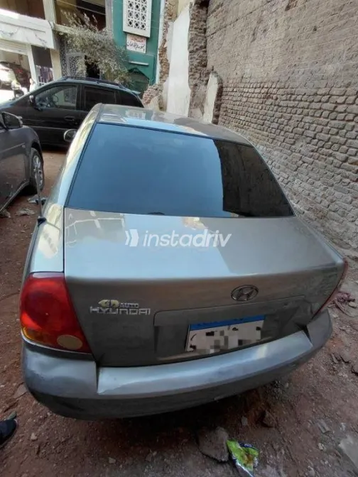 Hyundai Verna 2015 Gray Used for Sale - 2