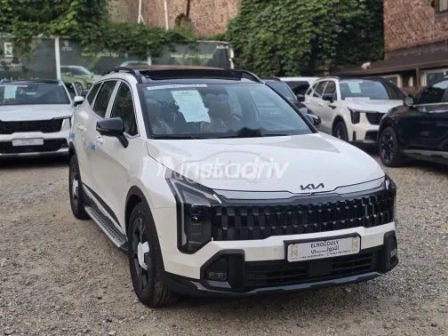 كيا سبورتاج 2025 أبيض مستعملة للبيع - 1