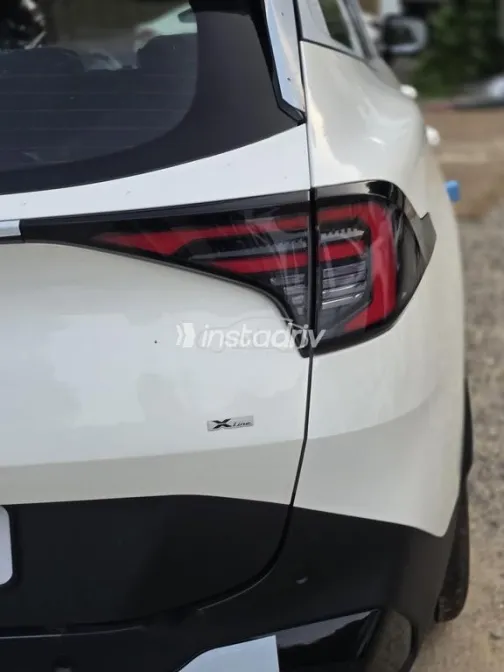 كيا سبورتاج 2025 أبيض مستعملة للبيع - 5