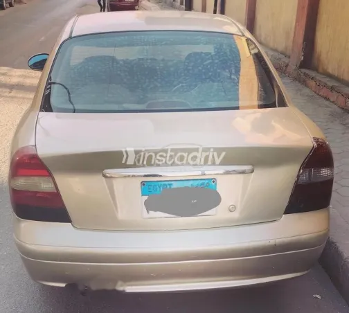 Chevrolet Lanos 2001 Orange Used for Sale - 1