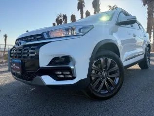 شيرى 8  تيجو 2025 أبيض مستعملة للبيع