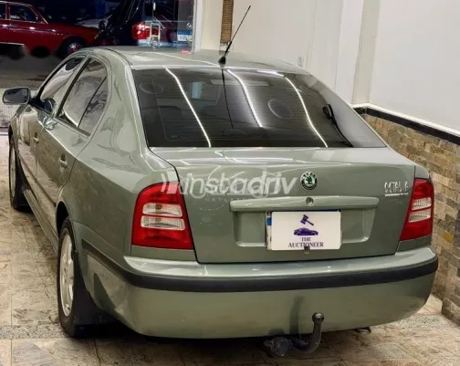 سكودا اوكتافيا 2002 أخضر مستعملة للبيع - 3