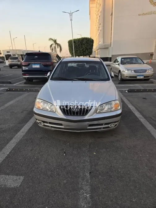 Hyundai Avante 2005 Silver Used for Sale - 3