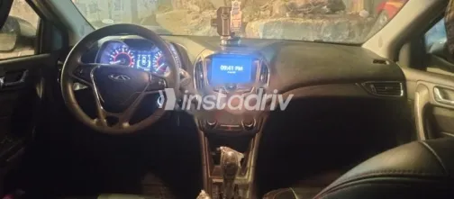 شيرى اريزو 5 2022 أبيض مستعملة للبيع - 2