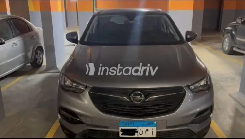 اوبل جراند لاند 2022 أبيض مستعملة للبيع - 1