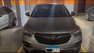 اوبل جراند لاند 2022 أبيض مستعملة للبيع