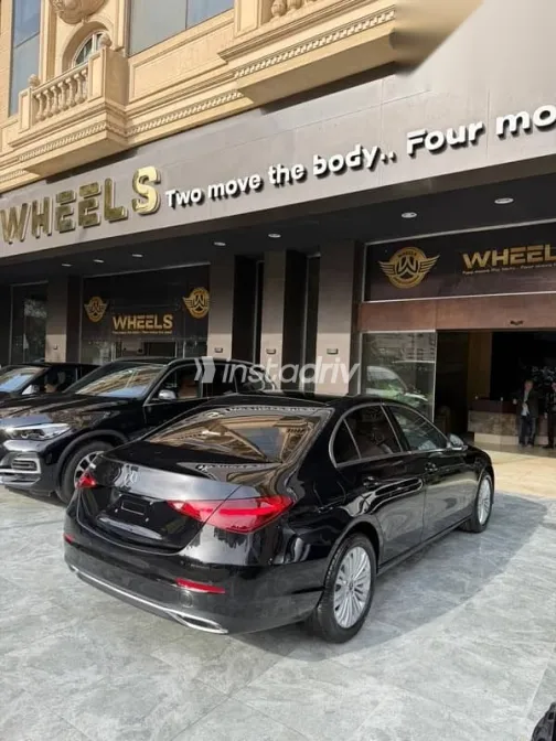 مرسيدس C 180 2026 أسود جديدة للبيع - 1