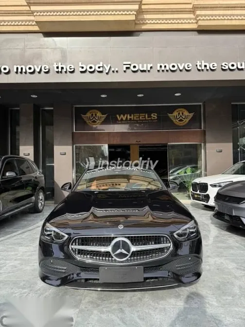 مرسيدس C 180 2026 أسود جديدة للبيع - 2