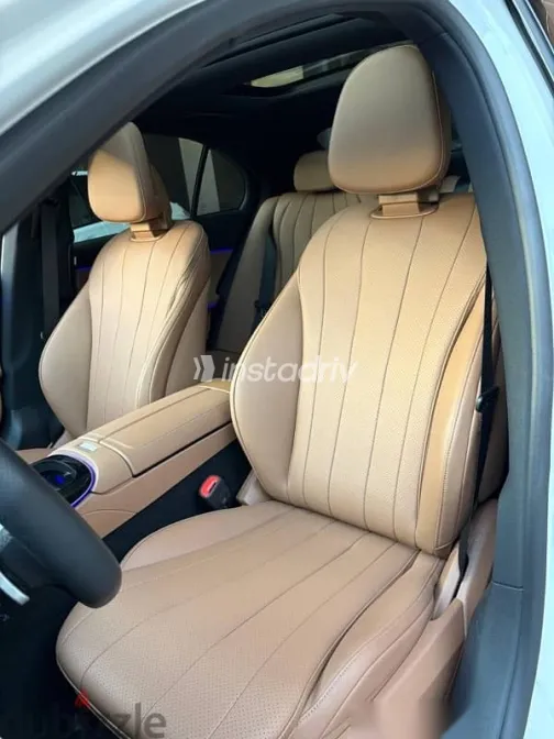 مرسيدس E 200 2025 أبيض جديدة للبيع - 4