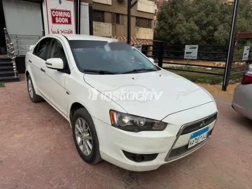 Mitsubishi Lancer 2015 White Used for Sale - 1