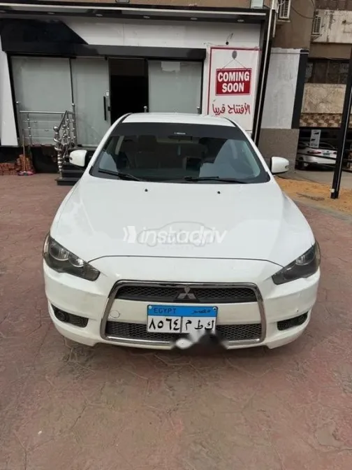 Mitsubishi Lancer 2015 White Used for Sale - 2