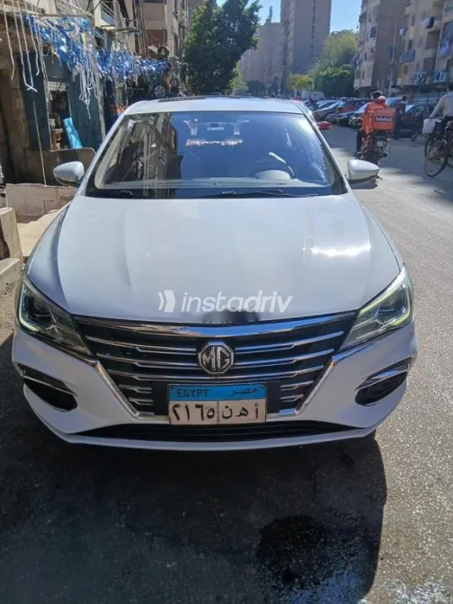 ام جى 5 2021 أبيض مستعملة للبيع - 1