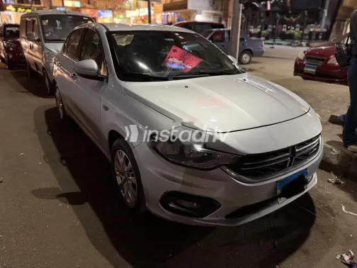 فيات تيبو 2020 فضي مستعملة للبيع - 2