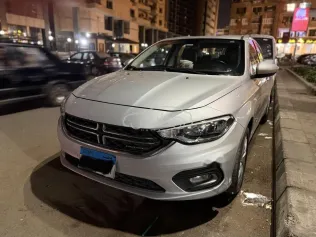 فيات تيبو 2020 فضي مستعملة للبيع