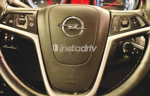 اوبل أسترا 2021 بيج مستعملة للبيع - 3