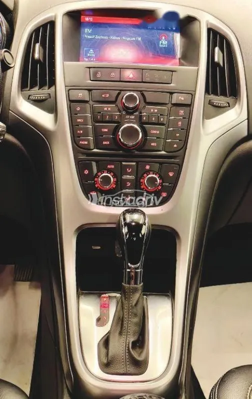 اوبل أسترا 2021 بيج مستعملة للبيع - 4