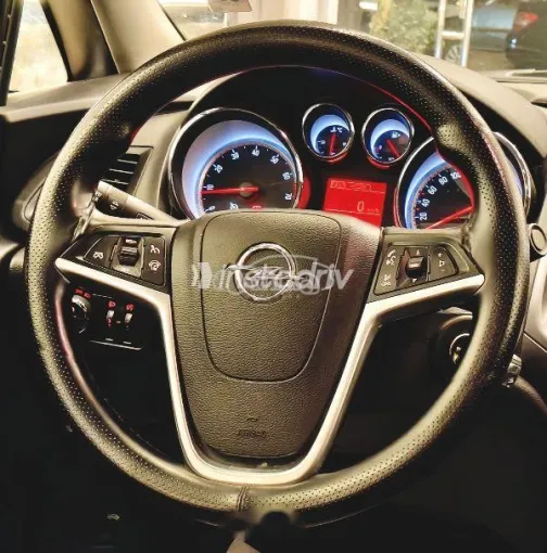 اوبل أسترا 2021 بيج مستعملة للبيع - 5