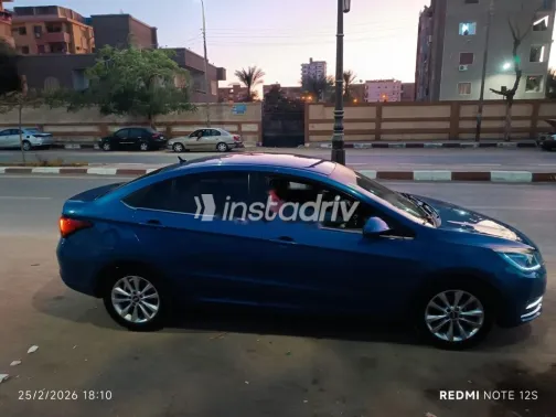 شيرى اريزو 5 2022 أبيض مستعملة للبيع - 4