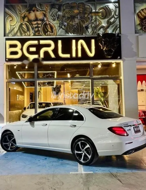 Mercedes E 200 2020 White Used for Sale - 4