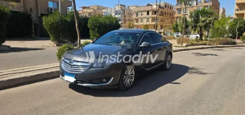 اوبل أنسيجنيا 2014 فضي مستعملة للبيع - 1