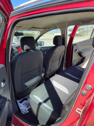 رينو سانديرو  ( ستيب  واى ) 2015 أبيض مستعملة للبيع