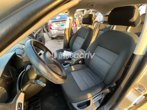 سكودا اوكتافيا 2007 أبيض مستعملة للبيع - 9