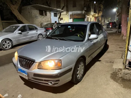 هيونداي إلنترا 2006 أبيض مستعملة للبيع - 4