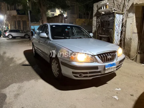 هيونداي إلنترا 2006 أبيض مستعملة للبيع - 5