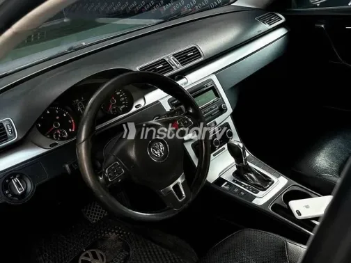 Volkswagen Passat 2014 Silver Used for Sale - 9