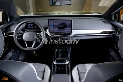 فولكس فاغن اي دي 4 2025 أبيض جديدة للبيع - 8