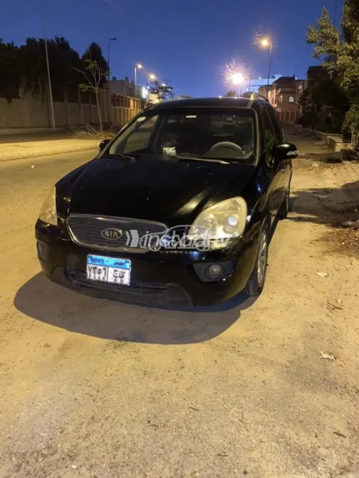 Kia Carens 2012 Black Used for Sale - 1