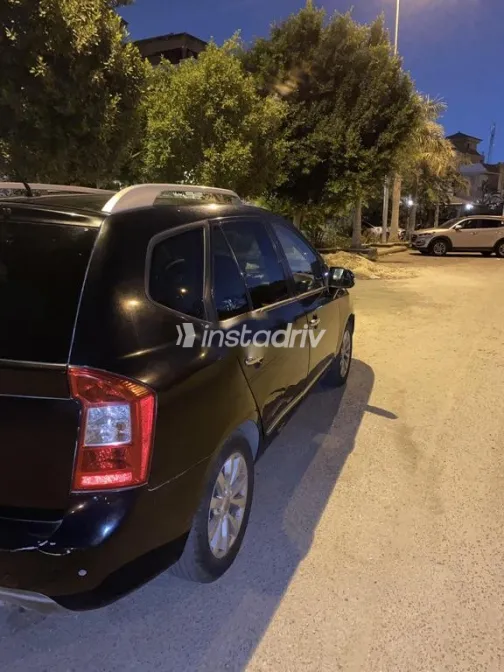 Kia Carens 2012 Black Used for Sale - 3