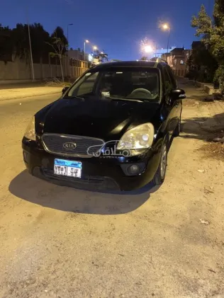 Kia Carens 2012 Black Used for Sale