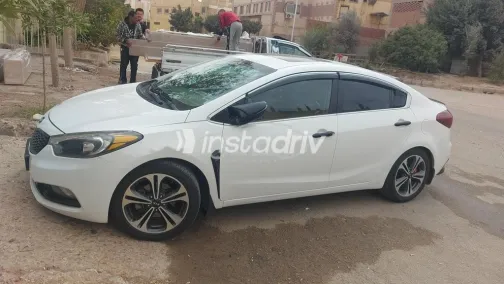 Kia Cerato 2014 White Used for Sale - 1