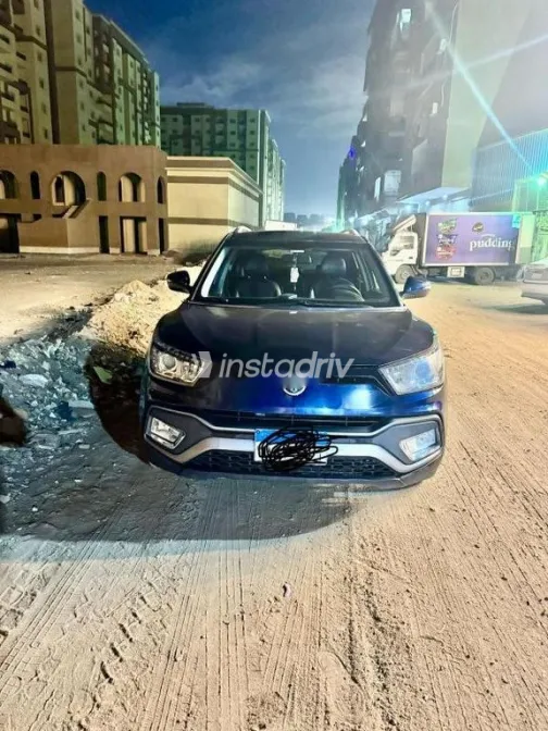 سانج يونج تيفولى XLV 2019 أبيض مستعملة للبيع - 4