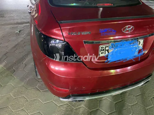 هيونداي اكسنت 2017 أبيض مستعملة للبيع - 3