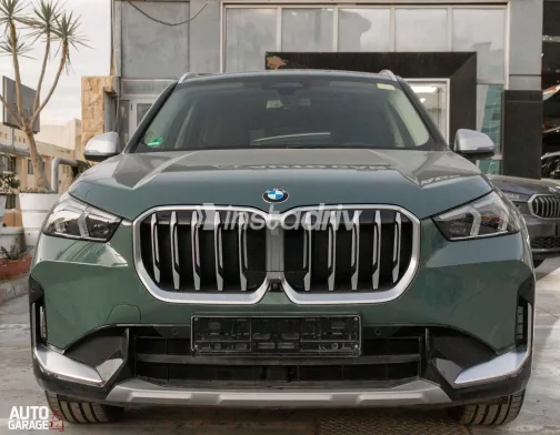 بي ام دبليو X1 2024 أبيض مستعملة للبيع - 4