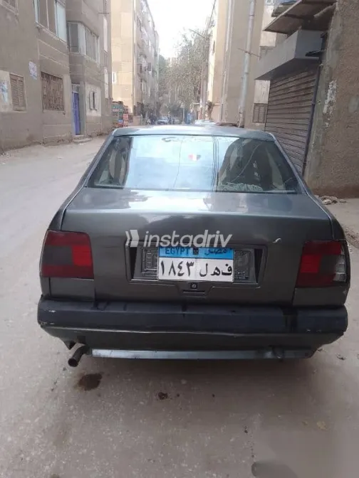 فيات تمبرا 1993 أزرق غامق مستعملة للبيع - 2