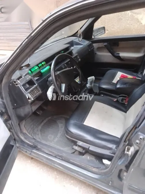 فيات تمبرا 1993 أزرق غامق مستعملة للبيع - 6