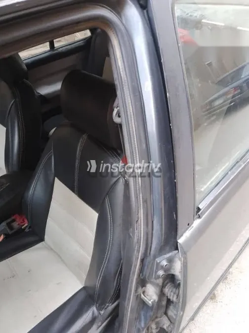 فيات تمبرا 1993 أزرق غامق مستعملة للبيع - 10