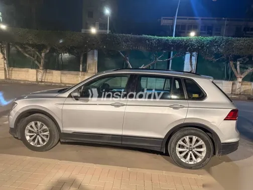 Volkswagen Tiguan 2020 Silver Used for Sale - 2