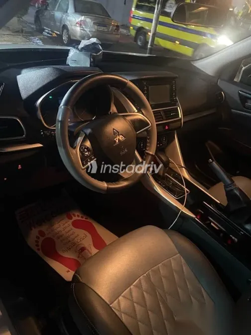 Mitsubishi Eclipse 2018 White Used for Sale - 6