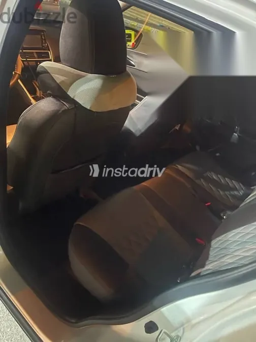 Mitsubishi Eclipse 2018 White Used for Sale - 7